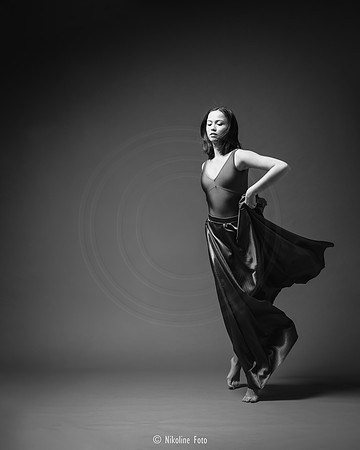 Fashion trough the movement of dance