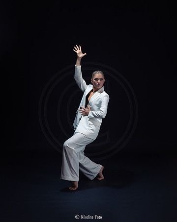 Fashion trough the movement of dance