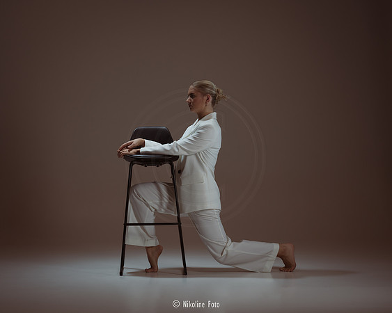 Fashion trough the movement of dance