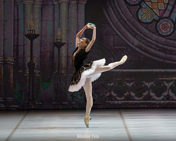 Esmeralda, pas de deux