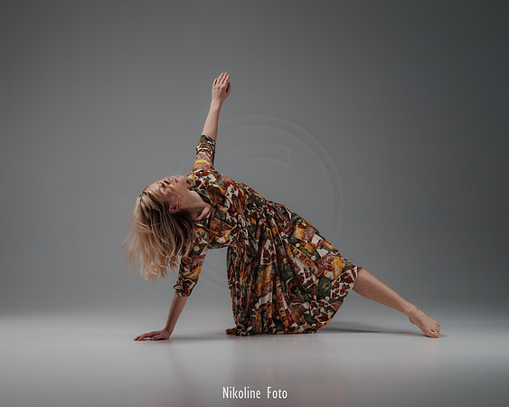 Fashion trough the movement of dance