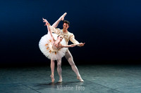 Diamonds pas de deux