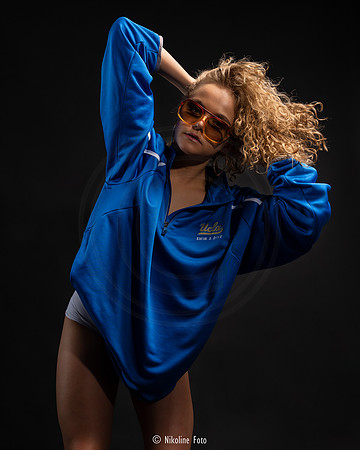 Fashion trough the movement of dance
