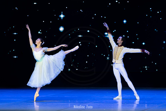 The Nutcracker pas de deux act 1