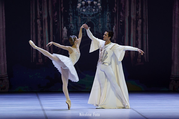 Raymonda, pas de deux