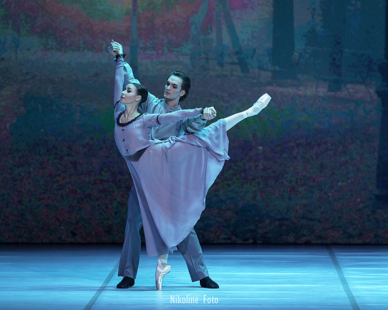 Anyuta, pas de deux