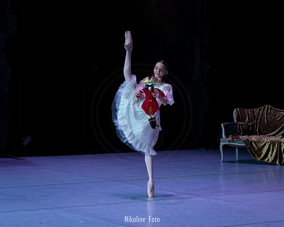 The Nutcracker - Drosselmeyer and Clara