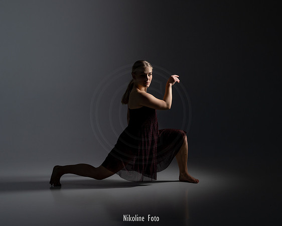Fashion trough the movement of dance