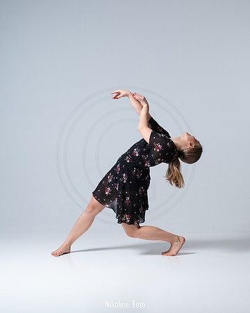 Fashion trough the movement of dance