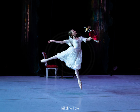 The Nutcracker - Drosselmeyer and Clara