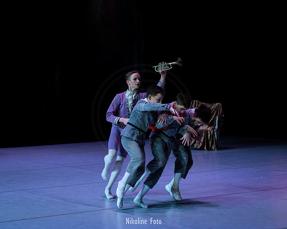 The Nutcracker - Drosselmeyer and Clara