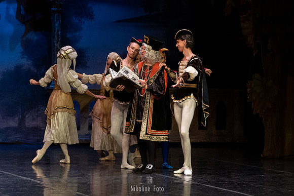Swan Lake, act 2 with the Saint-Petersburg ballet theatre