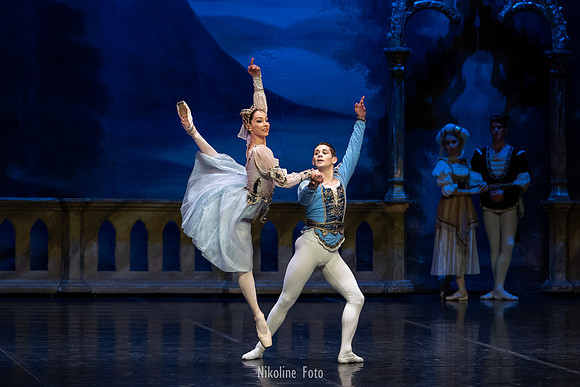 Swan Lake, act 2 with the Saint-Petersburg ballet theatre