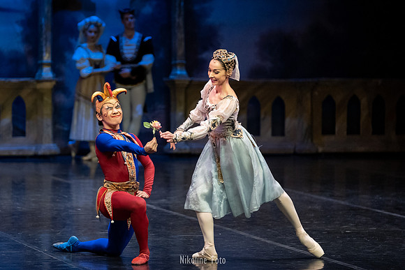 Swan Lake, act 2 with the Saint-Petersburg ballet theatre