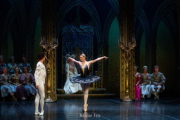 Swan Lake, act 2 with the Saint-Petersburg ballet theatre