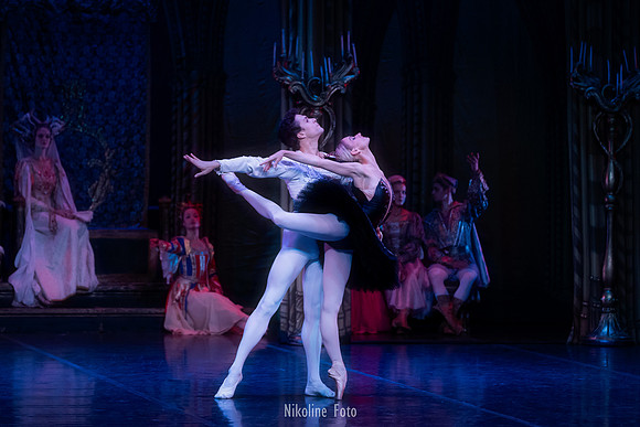 Swan Lake, act 2 with the Saint-Petersburg ballet theatre