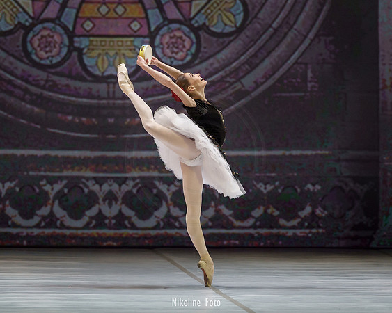 Esmeralda, pas de deux