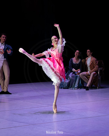 The Nutcracker - Columbine doll