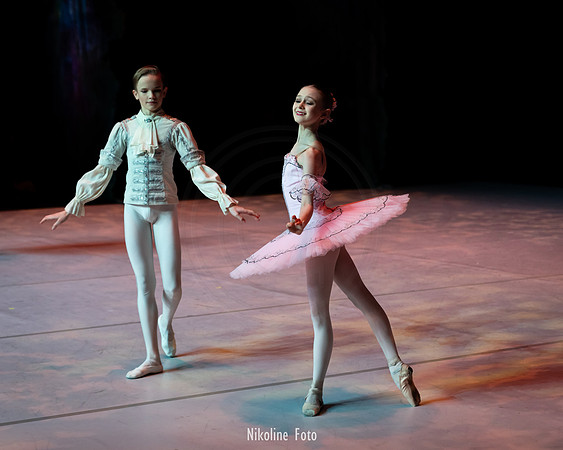 The Nutcracker - pas de trois