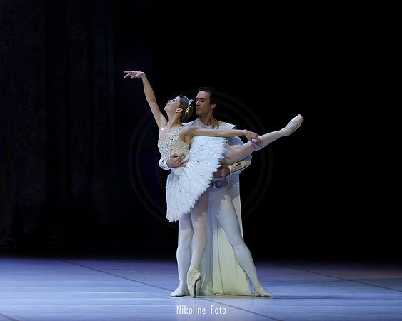 Raymonda, pas de deux