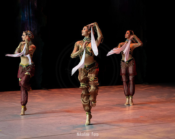 The Nutcracker - arabian dance