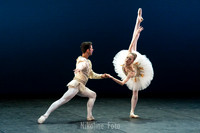 Diamonds pas de deux